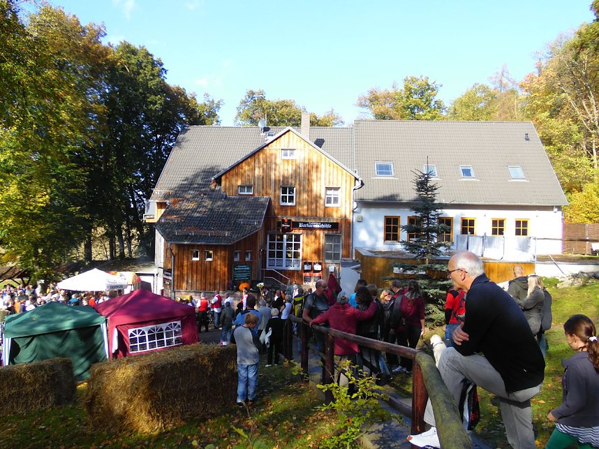Herbstfest an der Barbarossa-H&ouml;hle