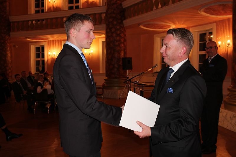 WAGO- Stiftung ehrt die 13 besten Auszubildenden