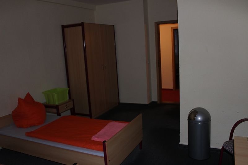 Hei&szlig;en wir die Fl&uuml;chtlinge willkommen