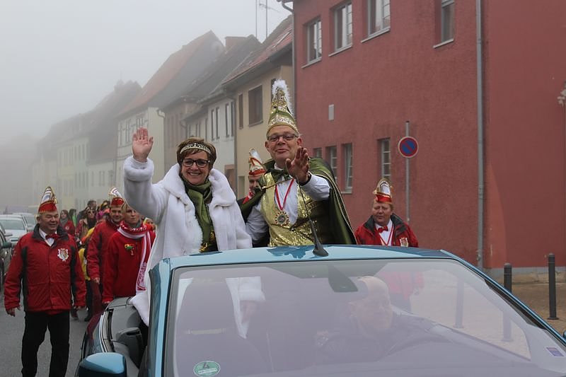 Rathaus wieder in Narrenhand