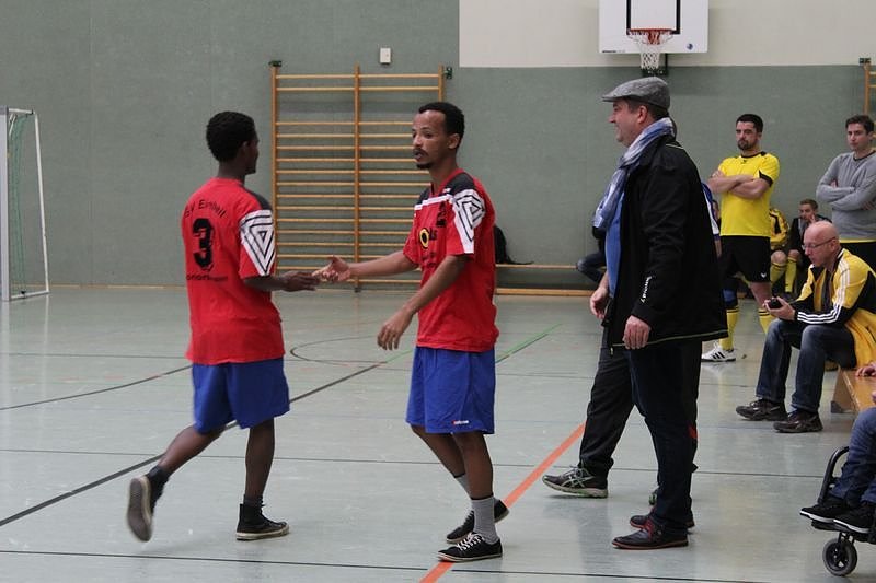 Freundschaftsspiel mit Asylbewerbern