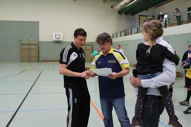 Cup- Verteidiger setzte sich durch