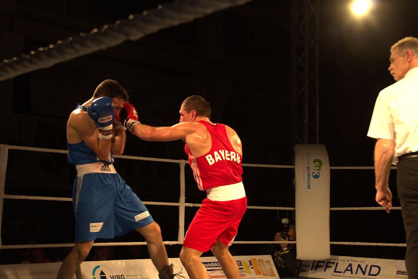 Nordhausen: NSV-Boxer sind klare Sieger gegen Straubing in der Ballspielhalle