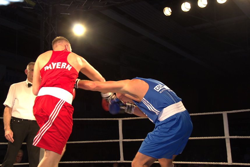 Nordhausen: NSV-Boxer sind klare Sieger gegen Straubing in der Ballspielhalle