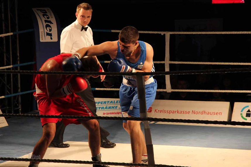 Boxnacht mit einem klaren Sie f&uuml;r den Nordh&auml;user Sportverein