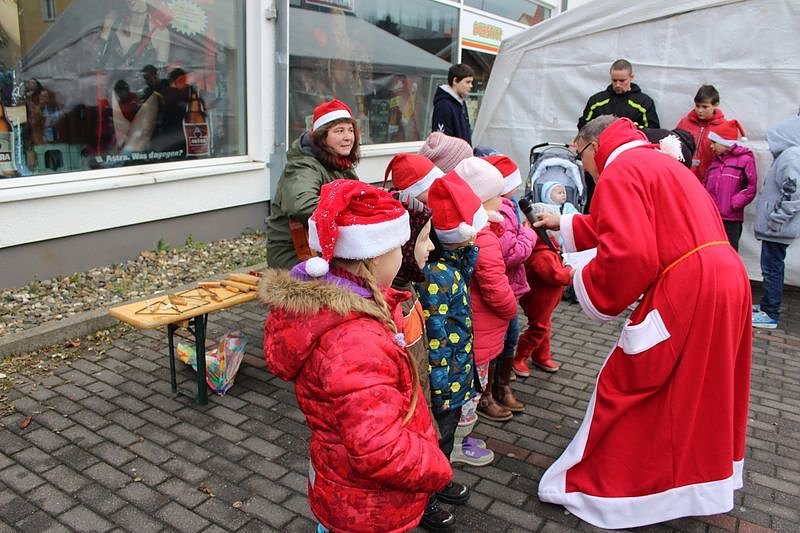 Auch in Jecha war der Weihnachtsmann