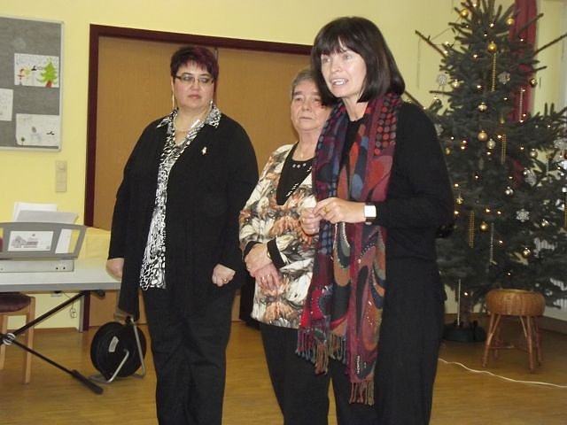 Mit M&auml;rchenspiel Die Vier Jahreszeiten in die Weihnachtzeit