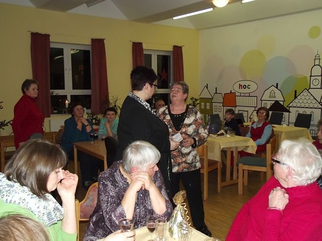 Mit M&auml;rchenspiel Die Vier Jahreszeiten in die Weihnachtzeit