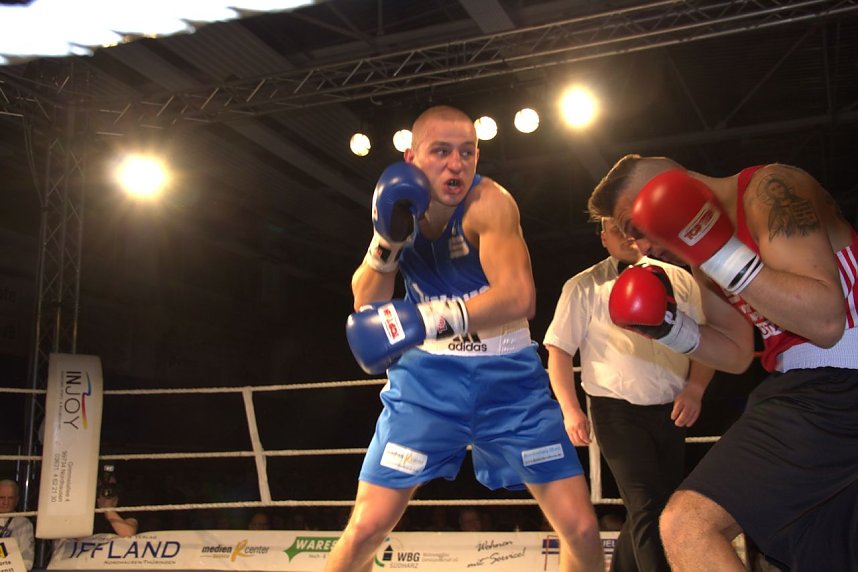 Boxnacht in der Ballspielhalle in Nordhausen