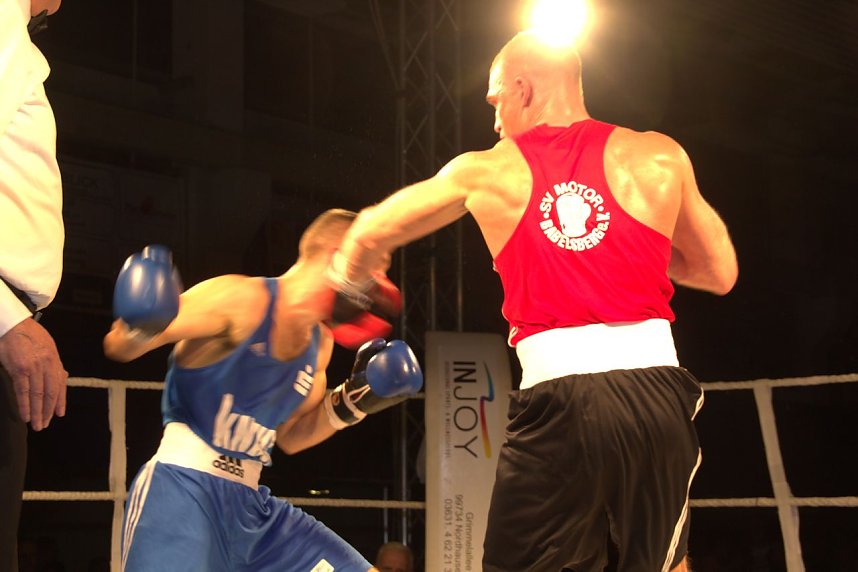 Boxnacht in der Ballspielhalle in Nordhausen