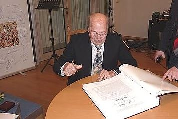 Nachruf f&uuml;r Ehrenb&uuml;rger