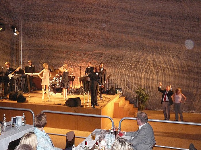 1. Sondersh&auml;user Salz-Kristallball