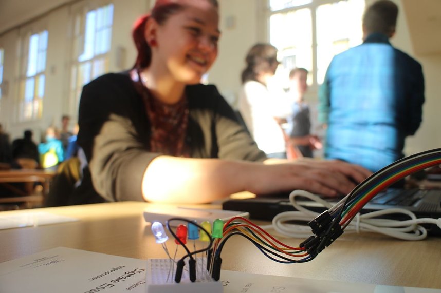 An der Hochschule Nordhausen pr&auml;sentierten heute Sch&uuml;lerinnen und Sch&uuml;ler ihre Projekte f&uuml;r den 13. Regionalwettbewerb "Jugend forscht"