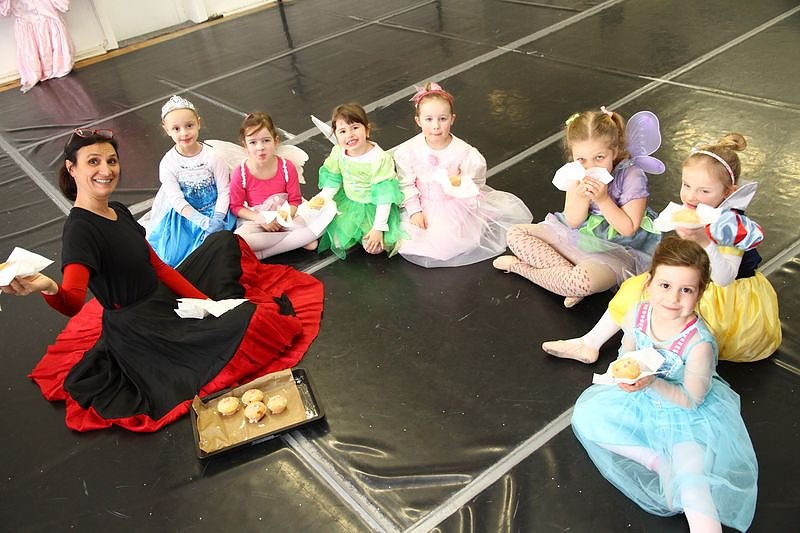 Gro&szlig;er Spa&szlig; f&uuml;r die kleinen T&auml;nzerinnen