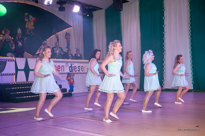 Nach dem Umzug geht es abends weiter