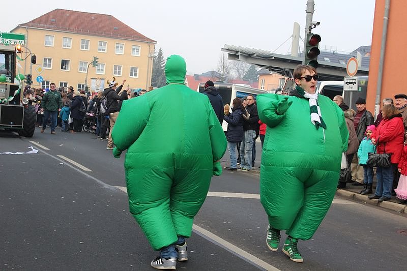 N&auml;rrinnen und Narren zogen durch Sondershausen (2)