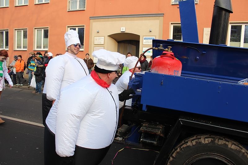 N&auml;rrinnen und Narren zogen durch Sondershausen (2)