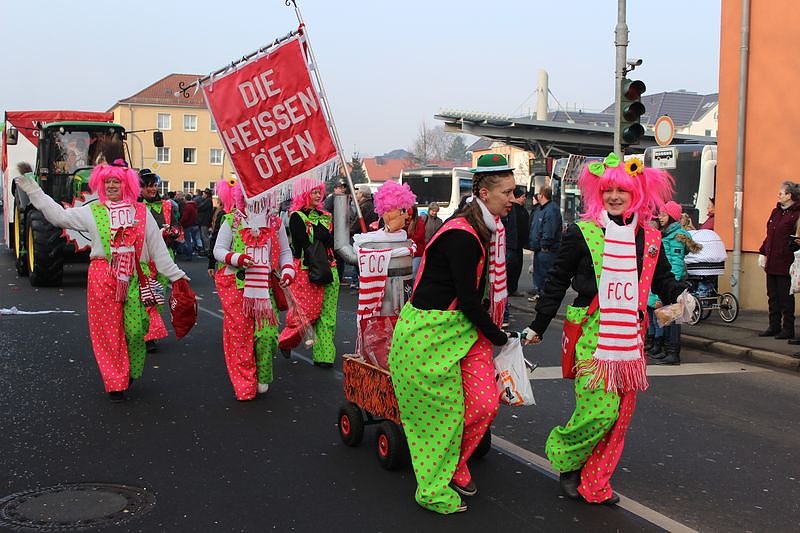 N&auml;rrinnen und Narren zogen durch Sondershausen (2)
