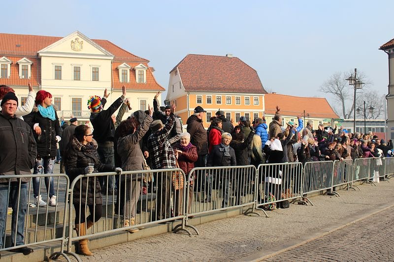 Party auf Markt und im Rathaus (1)