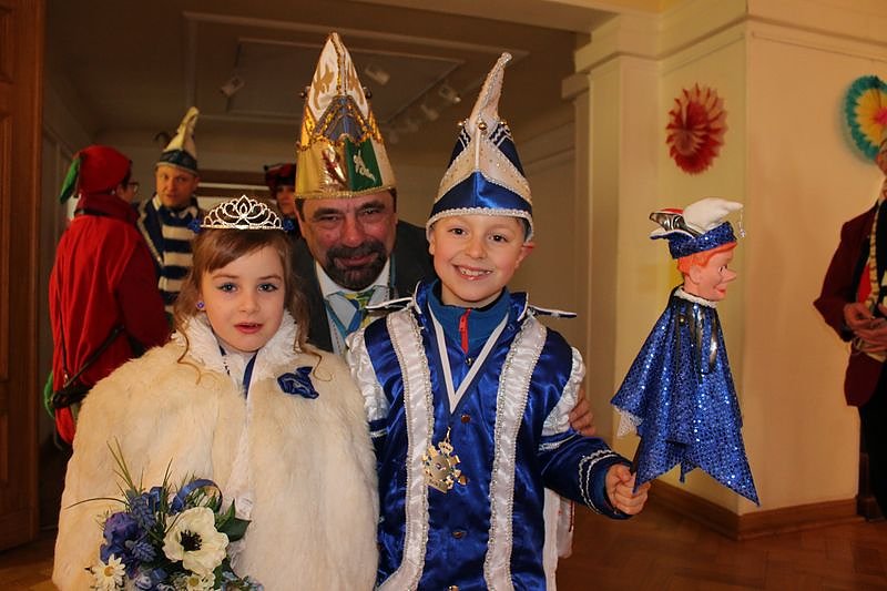 Party auf Markt und im Rathaus (1)