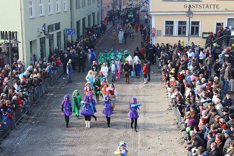 Party auf Markt und im Rathaus (1)