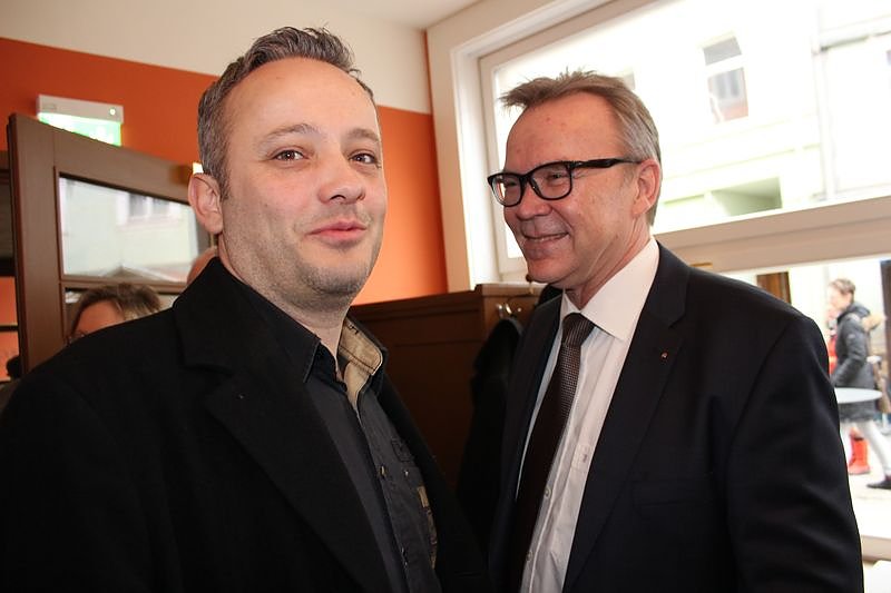 Caf&eacute; Pille und 10 Wohnungen