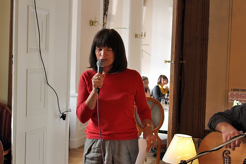 Frauen feierten in der "Hofk&uuml;che"