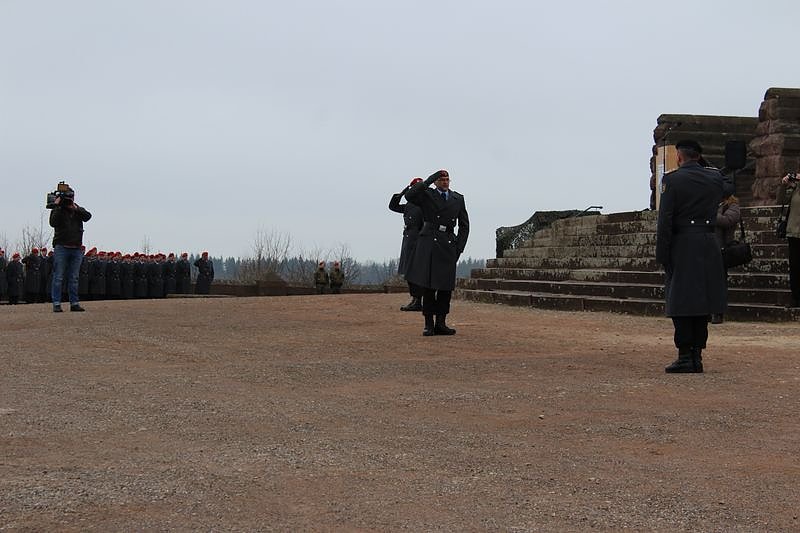 Es war eine wundersch&ouml;ne Zeit - Kommando&uuml;bergabe am Kyffh&auml;user