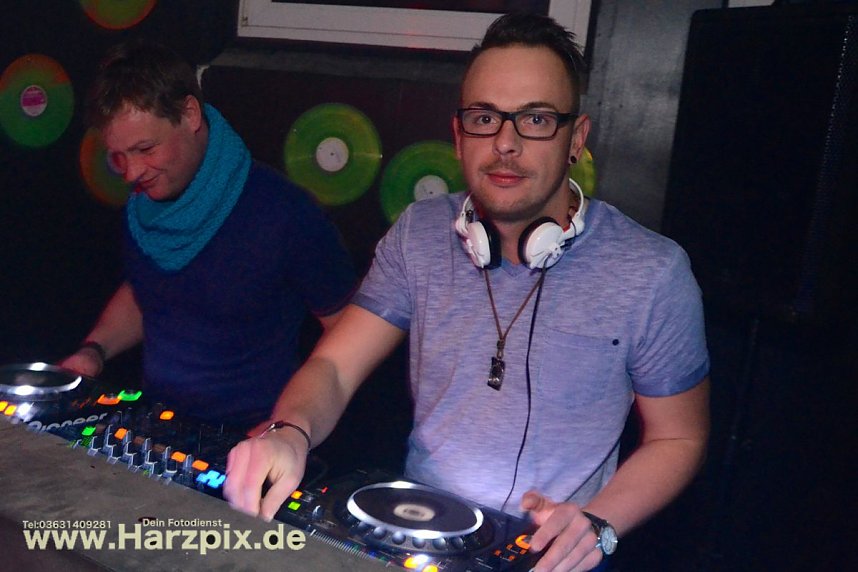 Houseverliebt im Club Buddha