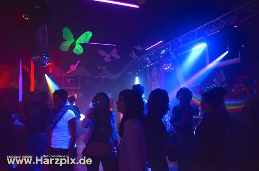 Houseverliebt im Club Buddha