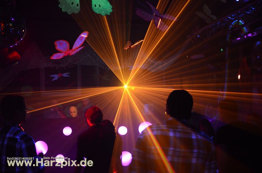 Houseverliebt im Club Buddha