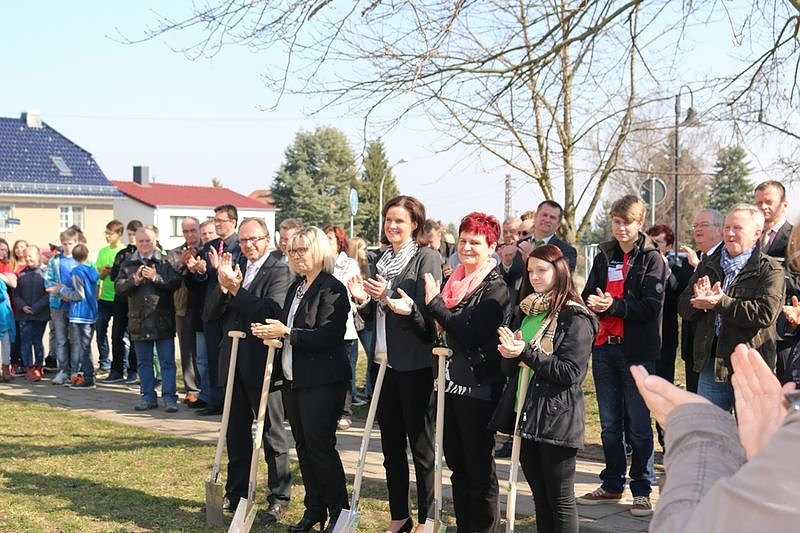 Spatenstich in Oldisleben