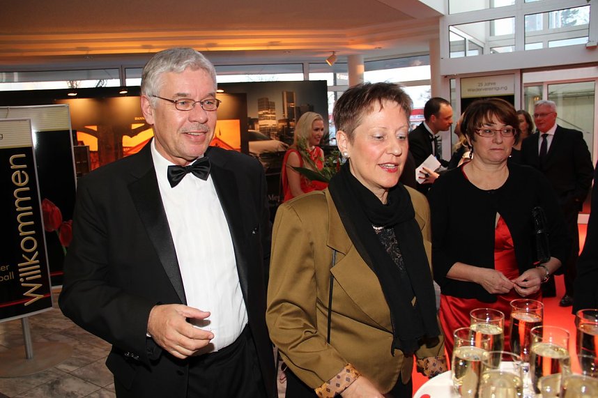 Jubil&auml;ums-Ball gefeiert