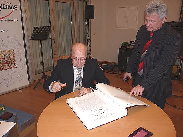 Ehrenb&uuml;rger Fritz Wallrodt