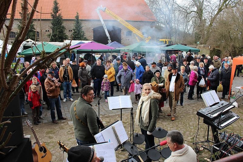 Ansturm zum Jubil&auml;umsmarkt in Braunsroda