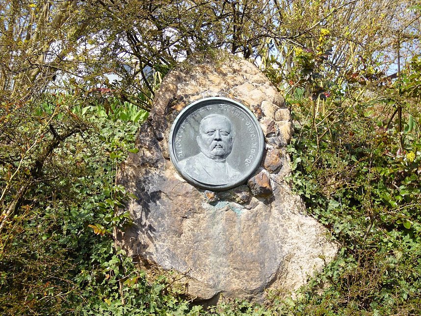 Saisoner&ouml;ffnung im Sangerh&auml;user Rosarium