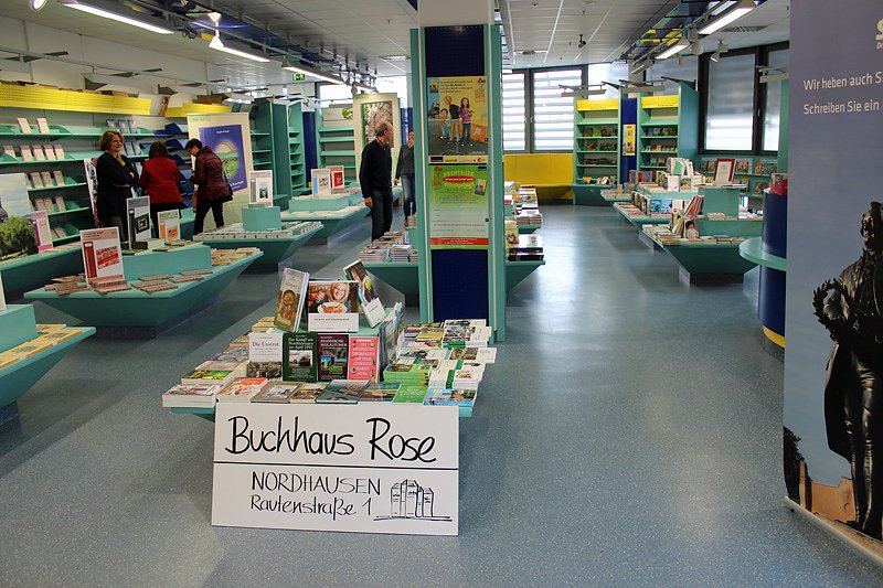 Neue Runde beim Lesefest - Vorlesen und Buchverkauf