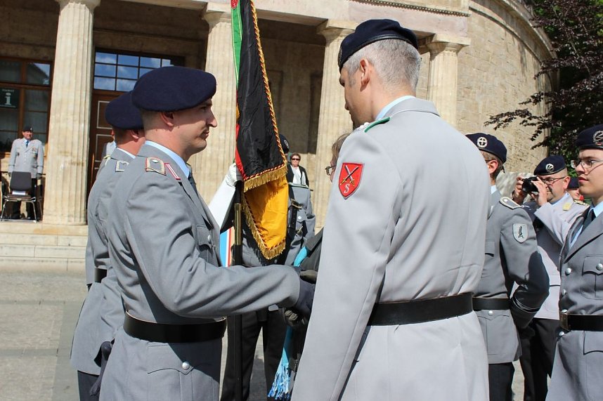 Wieder Anw&auml;rter &ouml;ffentlich vereidigt