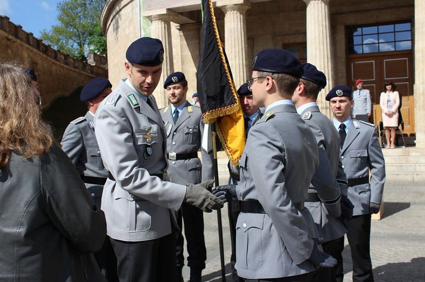 Wieder Anw&auml;rter &ouml;ffentlich vereidigt