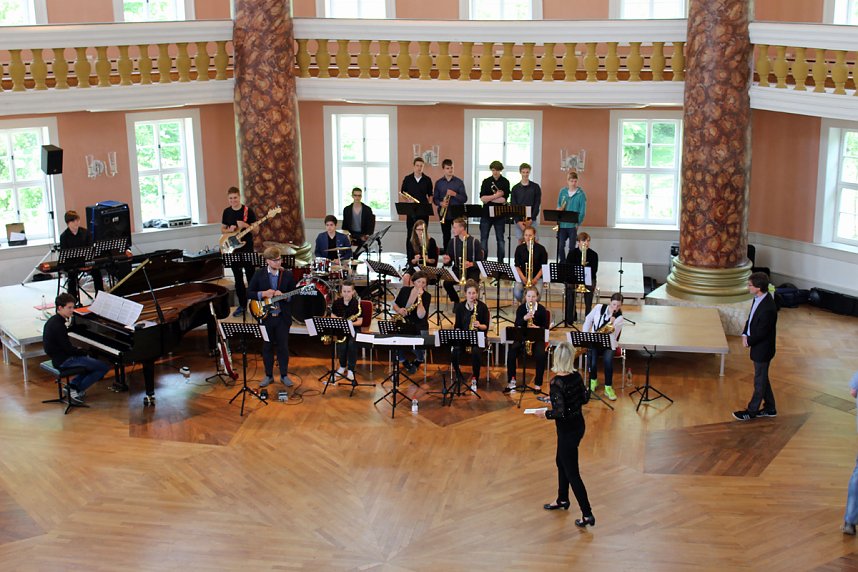 Moderner Jazz in altem Gem&auml;uer