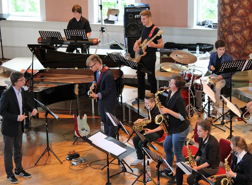 Moderner Jazz in altem Gem&auml;uer