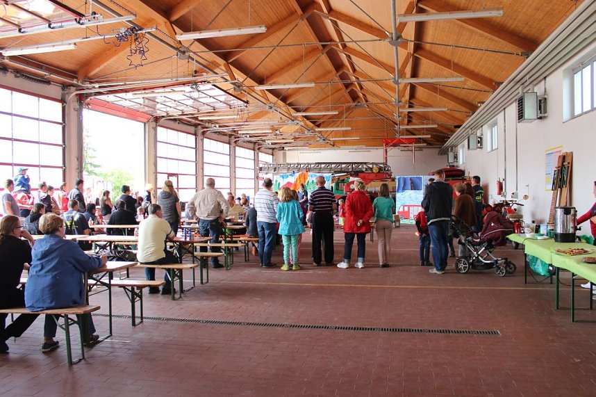 Feuerwehr ohne tat&uuml;tata