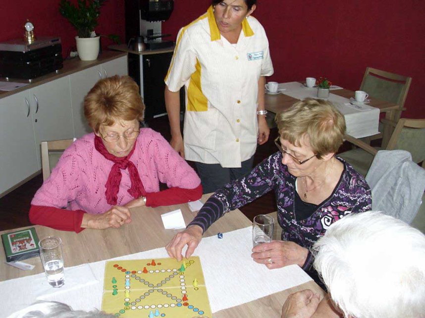 Spannung und Spa&szlig; bei Spielen im WB 4