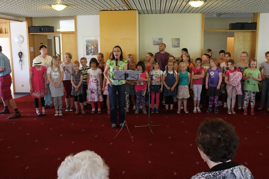 Sch&uuml;ler helfen in AWO-Einrichtungen