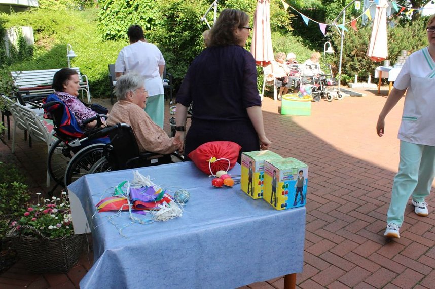 Sch&uuml;ler helfen in AWO-Einrichtungen
