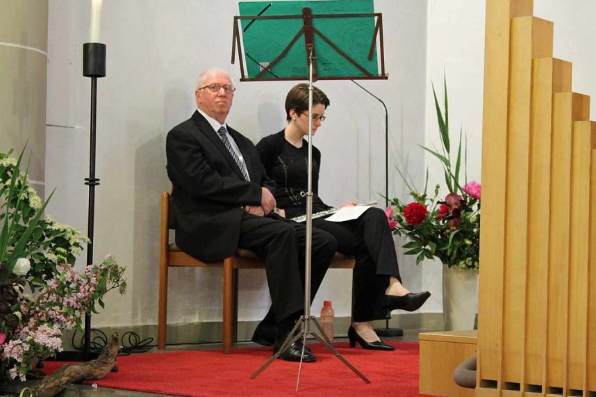 Stimmungsvoll Festlichkeiten eingeleitet