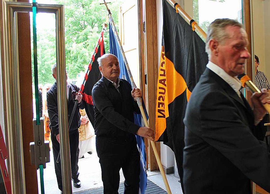 Lebendige Kirche - Vor 100 Jahren Namensweihe