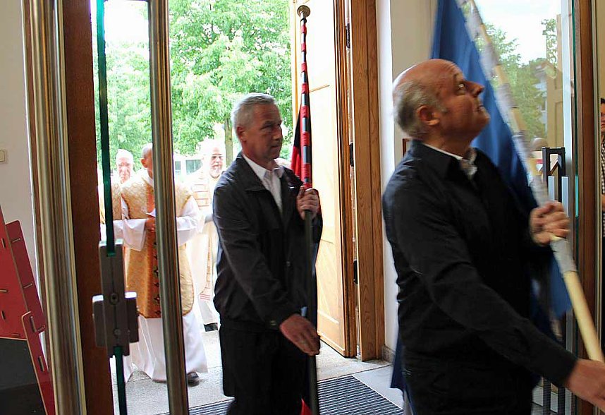 Lebendige Kirche - Vor 100 Jahren Namensweihe