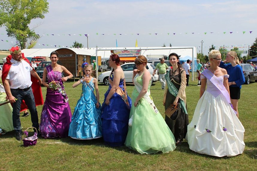 Laubk&ouml;nig gekr&ouml;nt