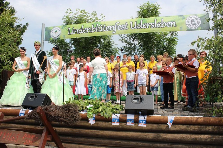 Laubk&ouml;nig gekr&ouml;nt